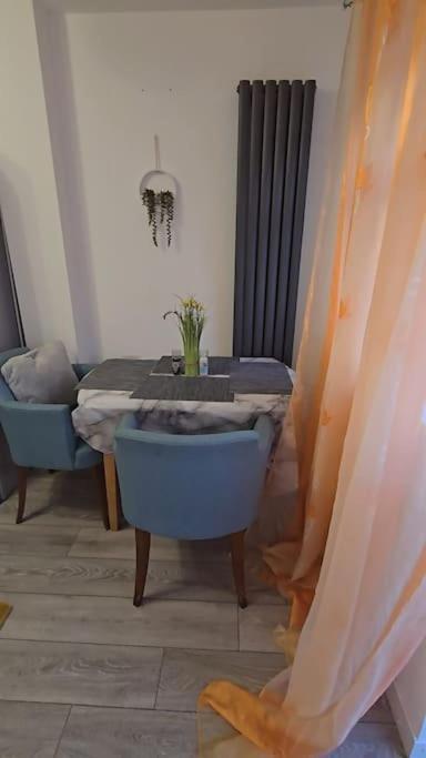 Cozy Flat 1 Bedroom Hucclecote Zewnętrze zdjęcie